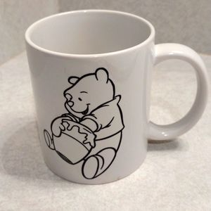 Cricut Winnie the Pooh coffee mug.